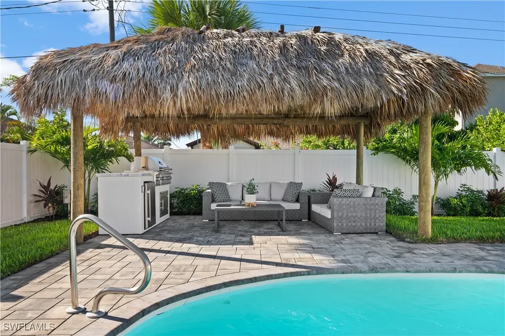 538 106th Avenue N Naples FL 34108