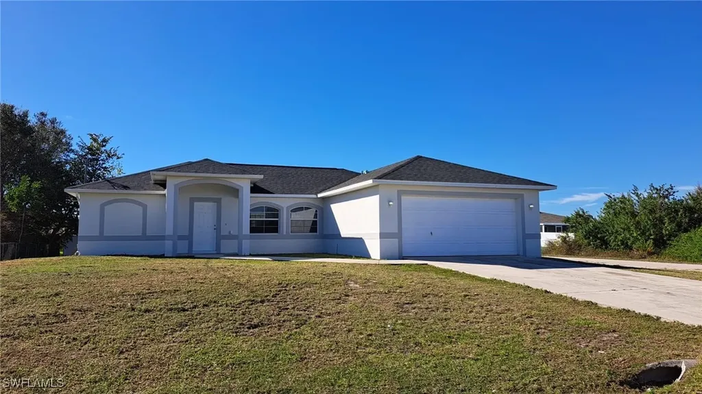 518 Kingsbury Lane Lehigh Acres FL 33974