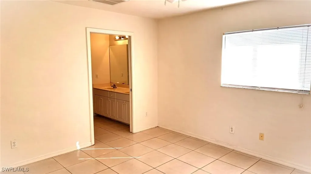 518 Kingsbury Lane Lehigh Acres FL 33974