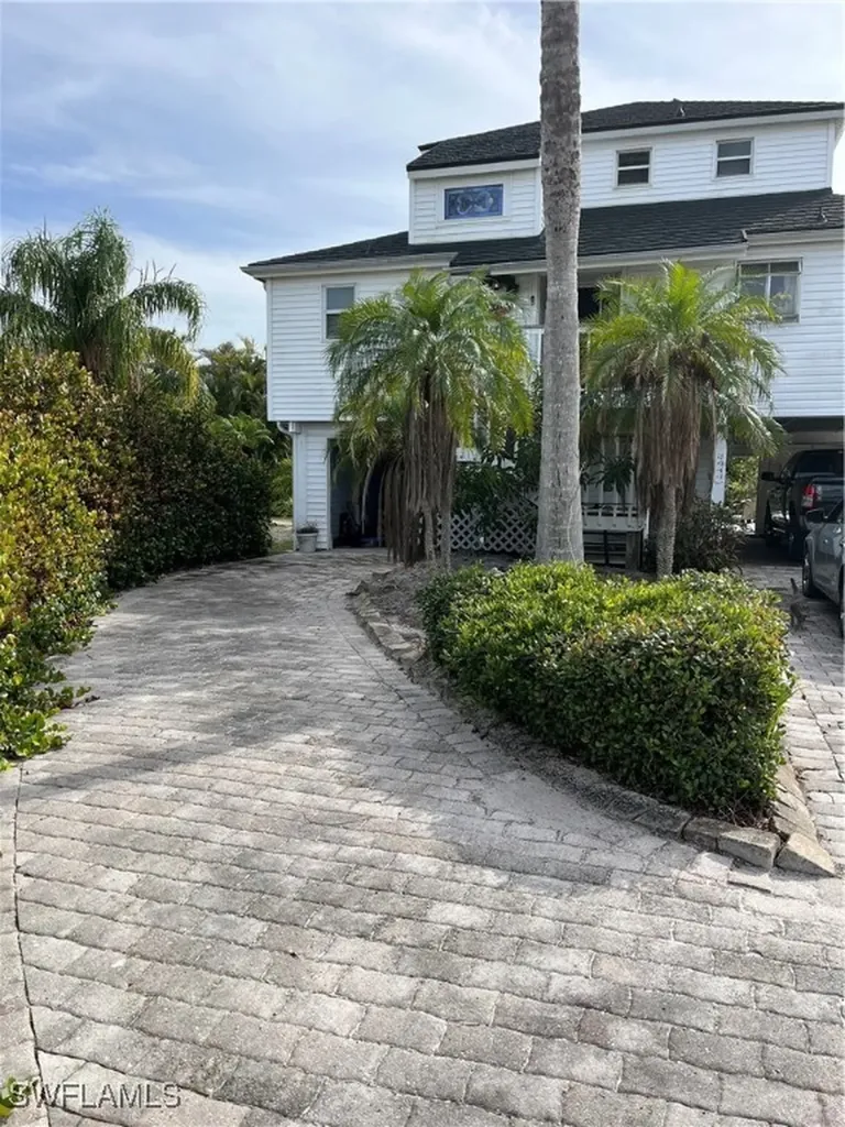 7943 Della Bitta Lane Bokeelia FL 33922