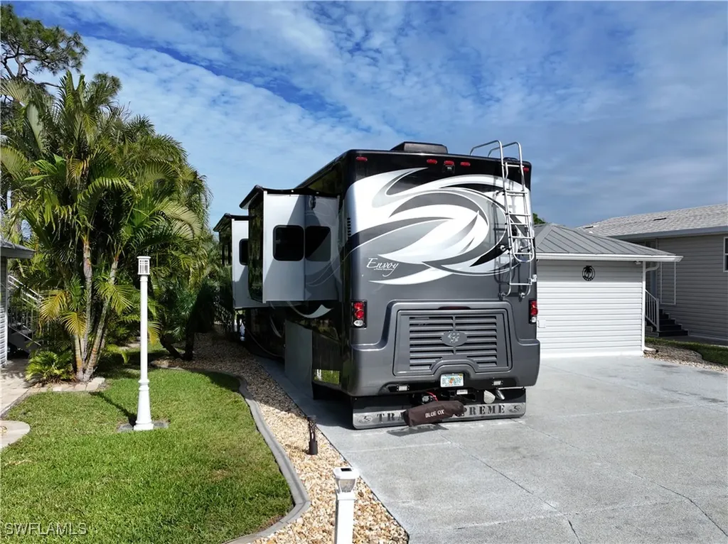 5910 Brightwood Drive Fort Myers FL 33905