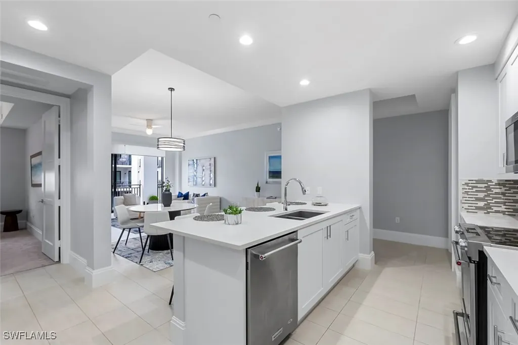 1030 3rd Avenue S Naples FL 34102