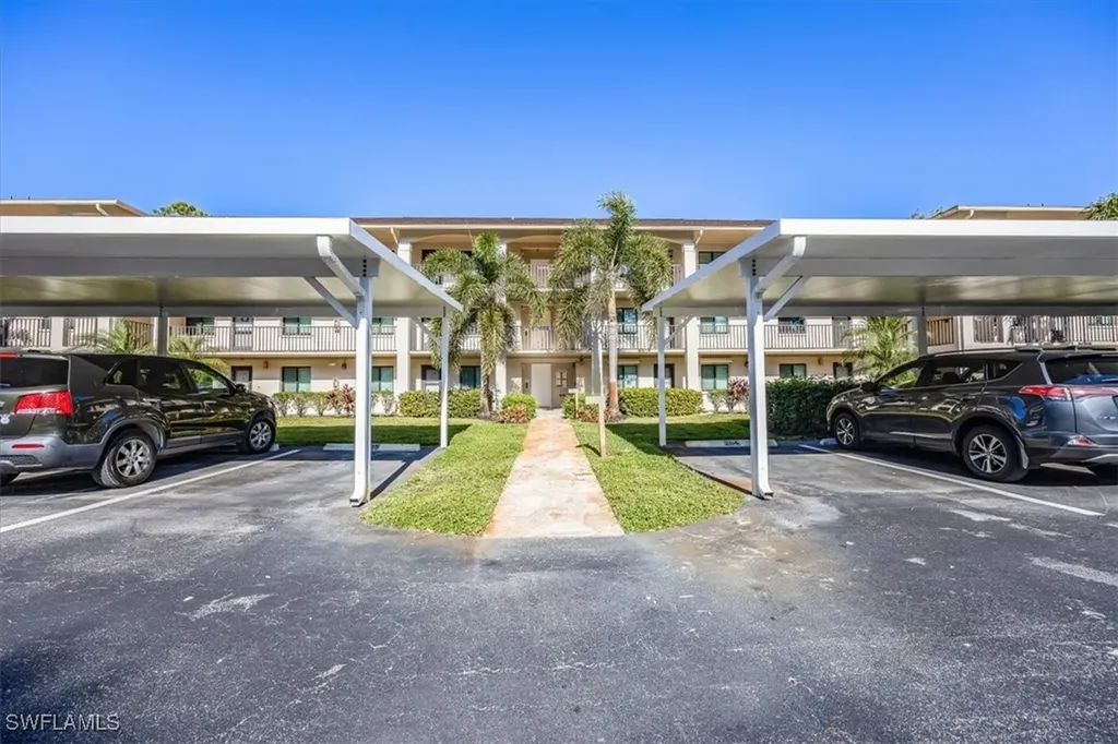 5716 Deauville Circle Naples FL 34112