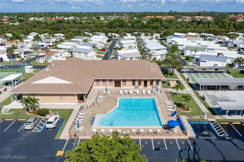 19681 Summerlin Road F-88 Fort Myers FL 33908