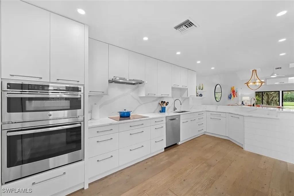 6649 Trident Way Naples FL 34108