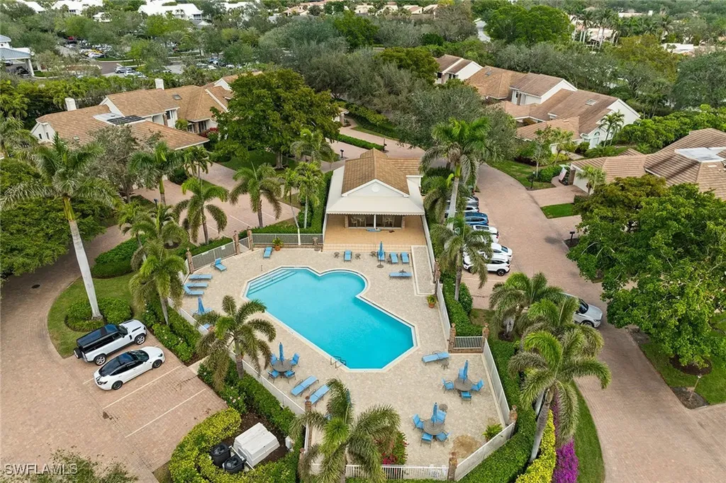 6649 Trident Way Naples FL 34108
