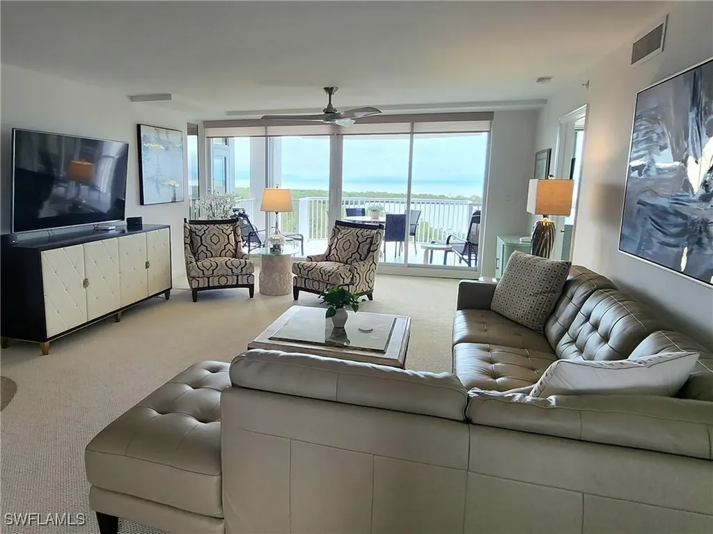 Naples FL, 6849 Grenadier Boulevard, Unit 1002