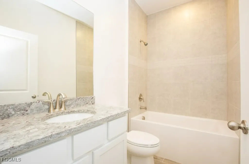 324 NW 1st Place Cape Coral FL 33993
