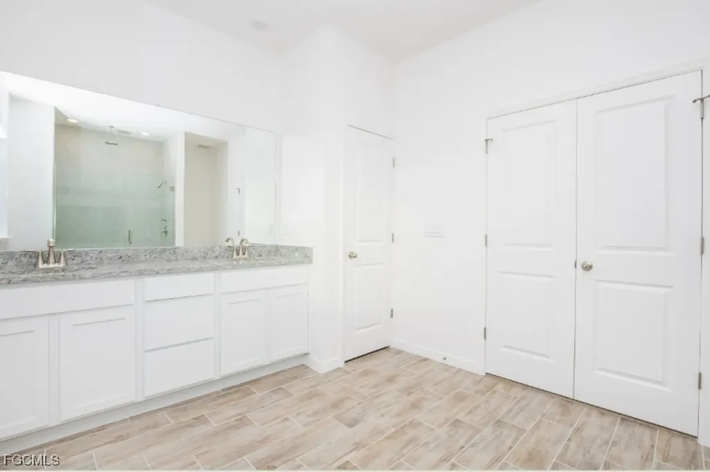 324 NW 1st Place Cape Coral FL 33993