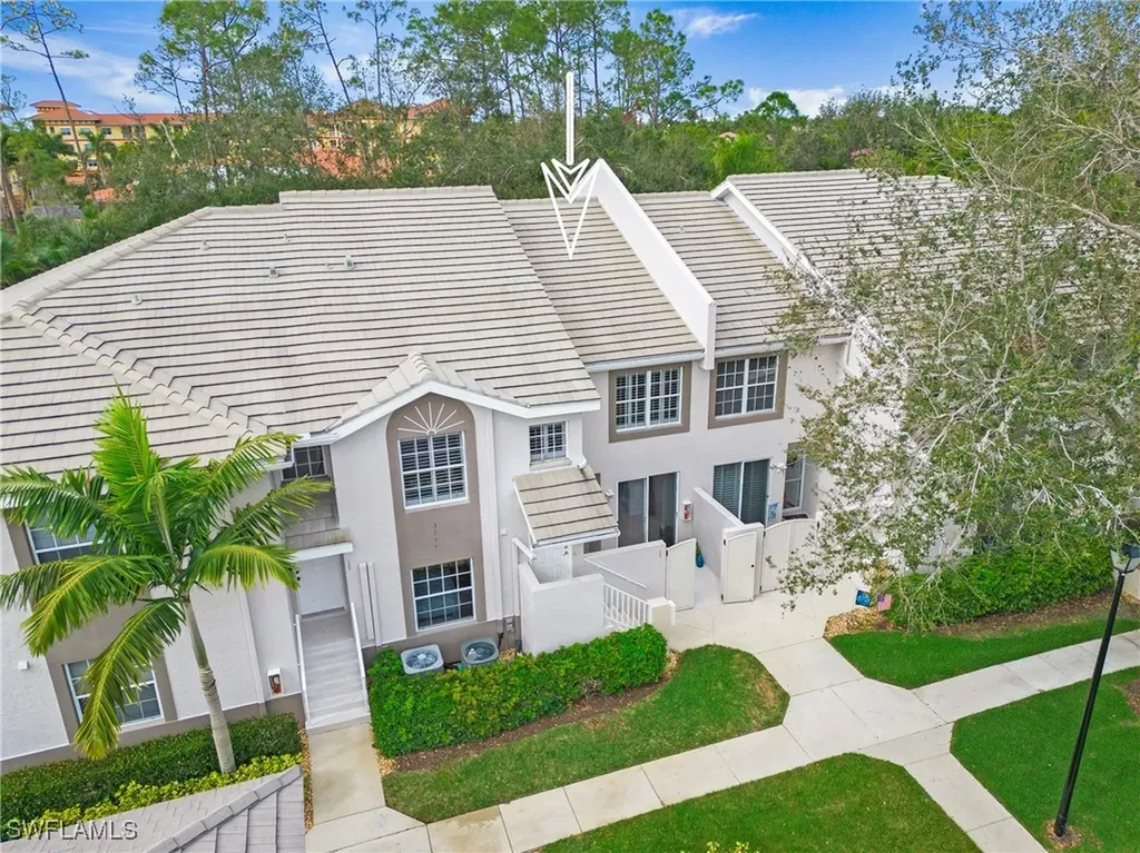 3755 Fieldstone Boulevard Naples FL 34109