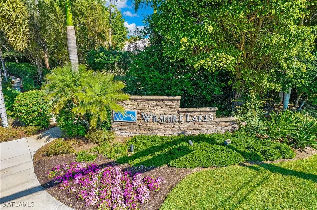 3755 Fieldstone Boulevard Naples FL 34109