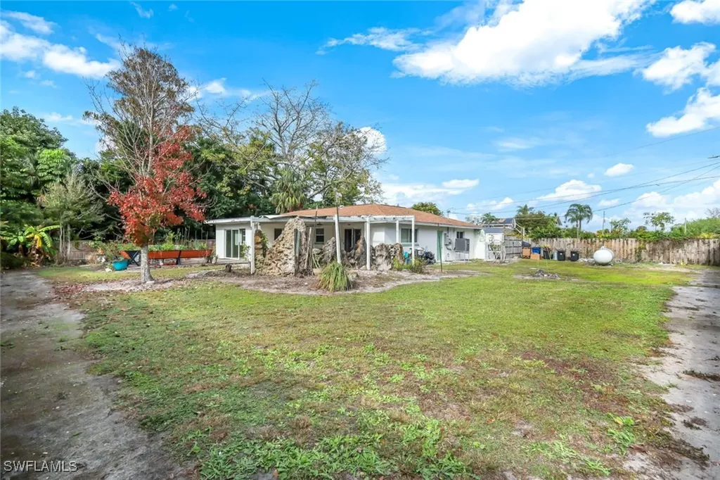 13437 Caribbean Boulevard Fort Myers FL 33905