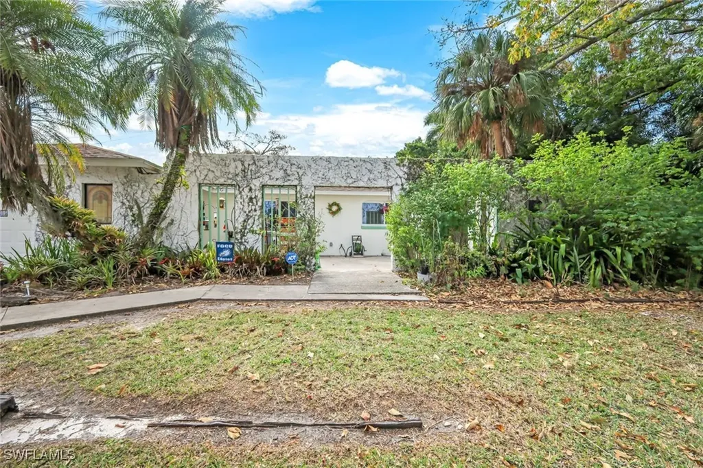 13437 Caribbean Boulevard Fort Myers FL 33905