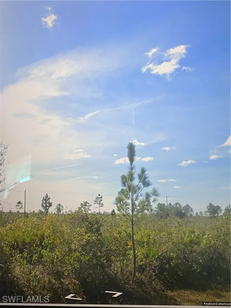 411 Laguna Drive Indian Lake Estates FL 33855