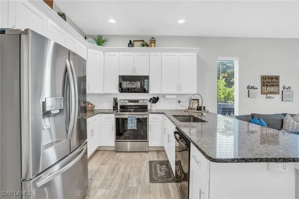 8900 Spring Mountain Way Fort Myers FL 33908