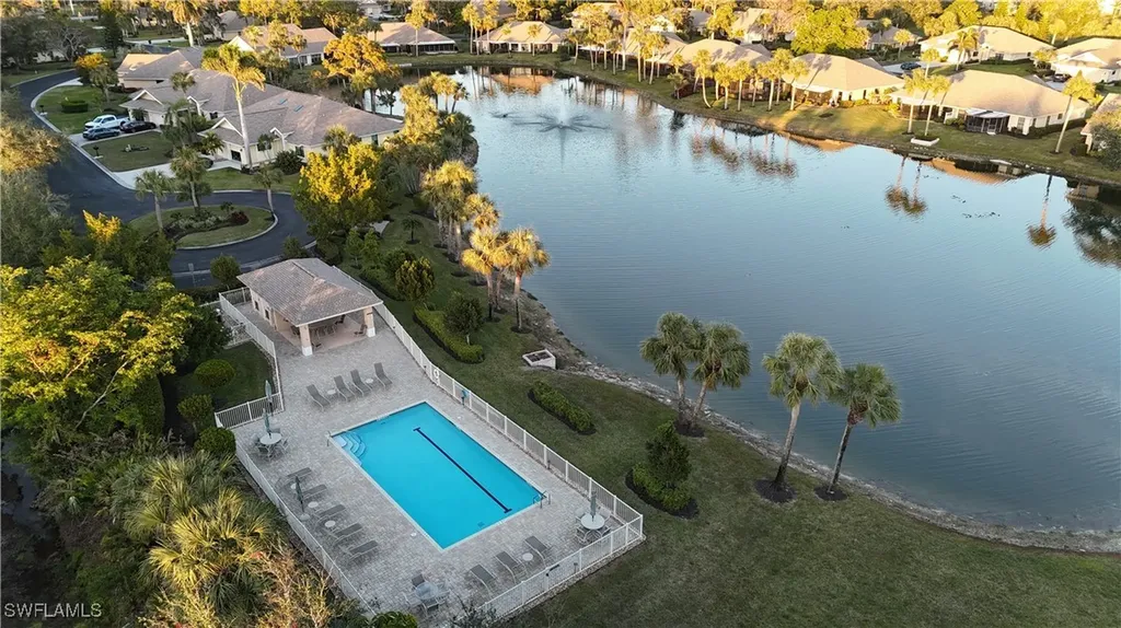 1366 Park Lake Drive Naples FL 34110