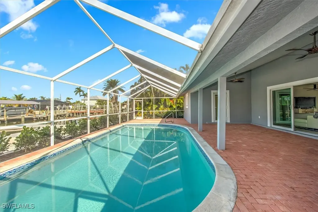 16 Palmview Boulevard Fort Myers Beach FL 33931