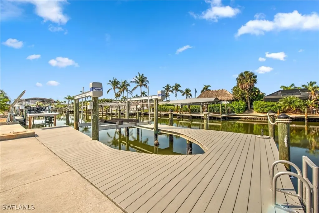 16 Palmview Boulevard Fort Myers Beach FL 33931