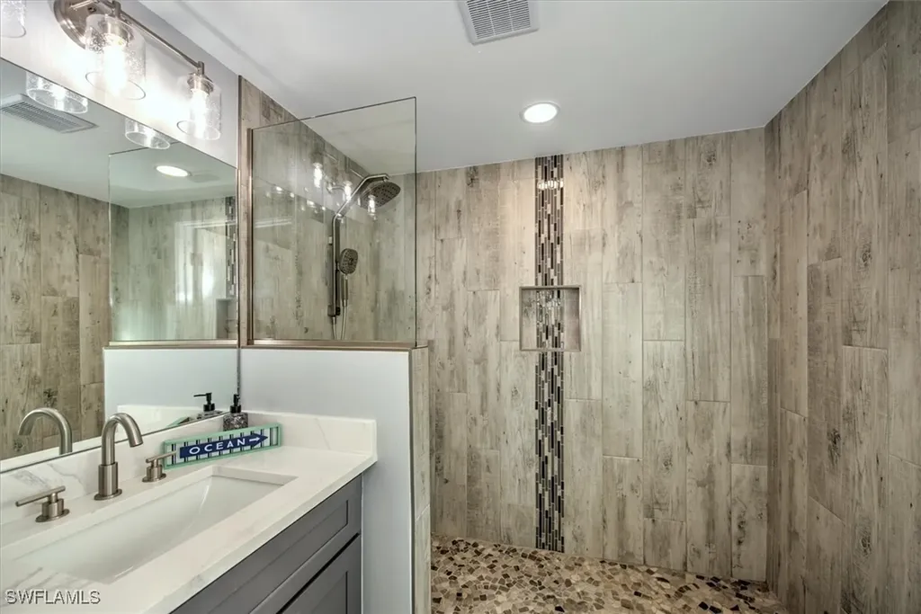 16 Palmview Boulevard Fort Myers Beach FL 33931