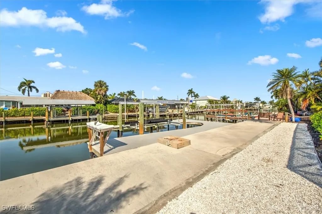 16 Palmview Boulevard Fort Myers Beach FL 33931