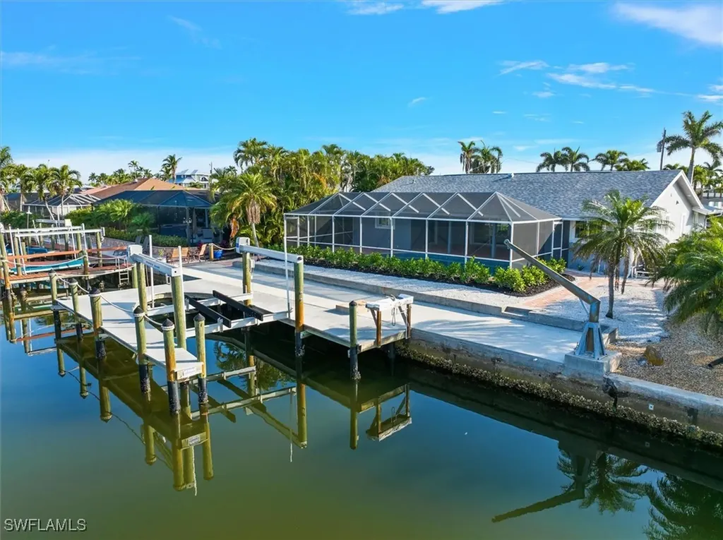 16 Palmview Boulevard Fort Myers Beach FL 33931