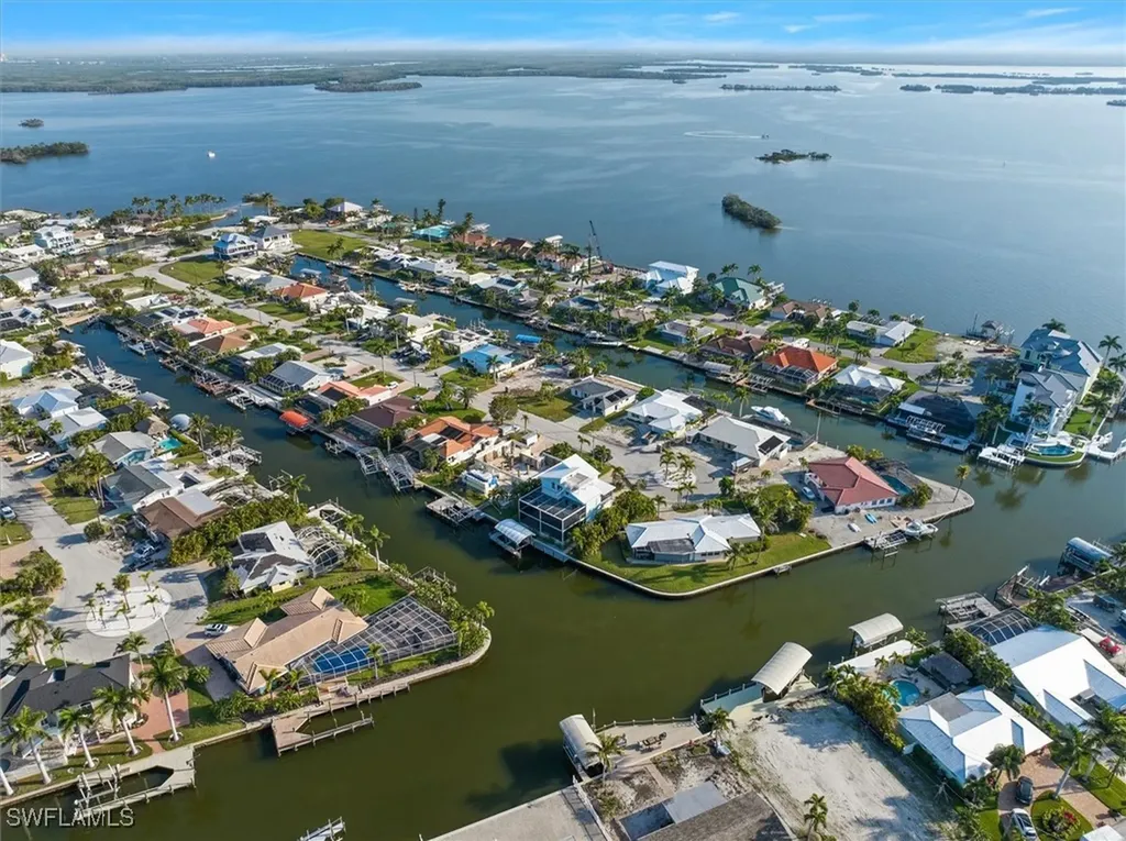 16 Palmview Boulevard Fort Myers Beach FL 33931