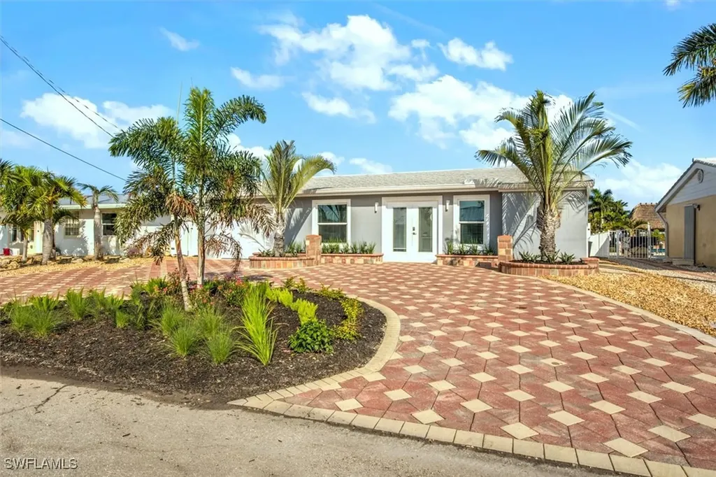 127 Albatross Street Fort Myers Beach FL 33931