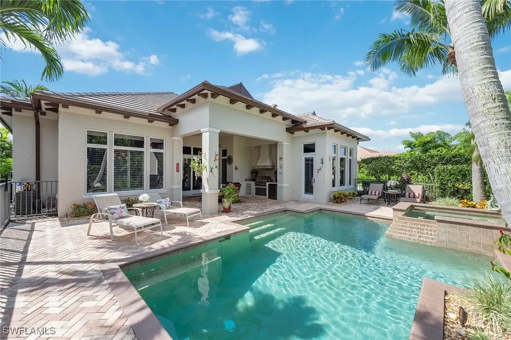 Naples FL, 7477 Martinique Terrace