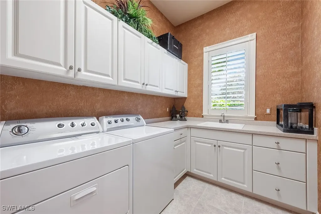 7477 Martinique Terrace Naples FL 34113
