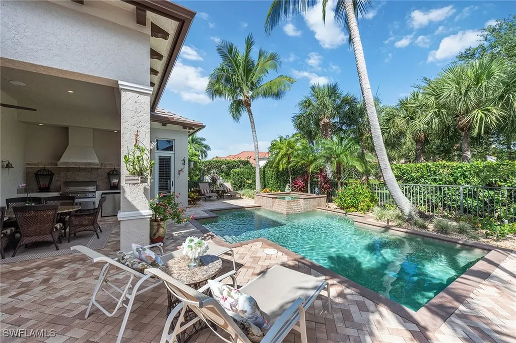 7477 Martinique Terrace Naples FL 34113
