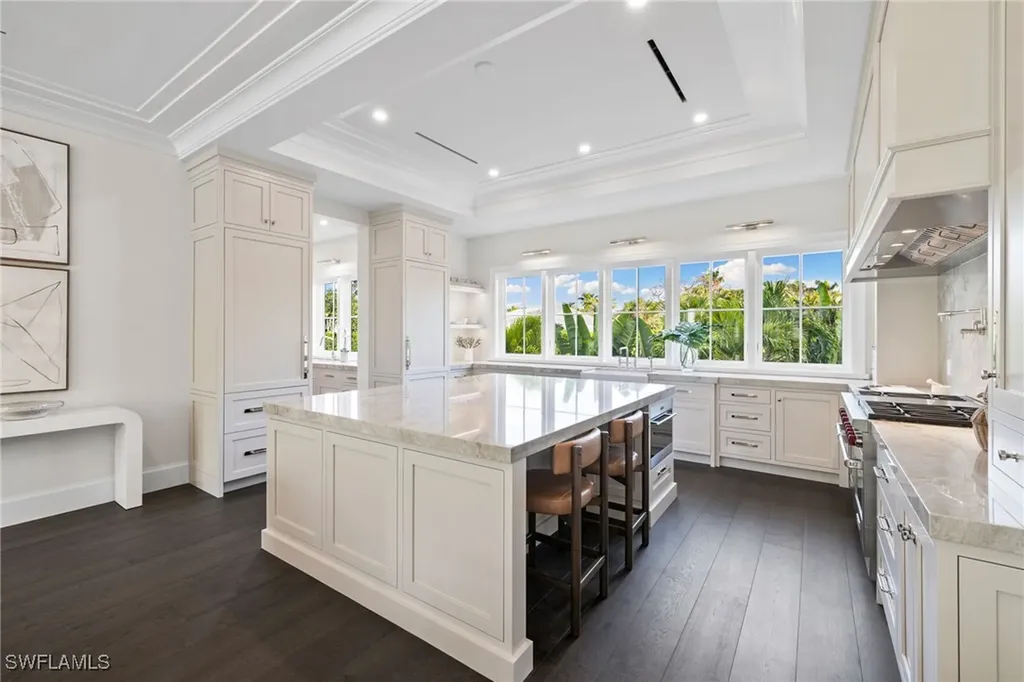 330 Hawser Lane Naples FL 34102