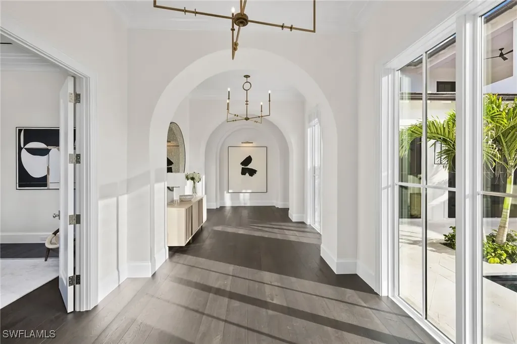 330 Hawser Lane Naples FL 34102
