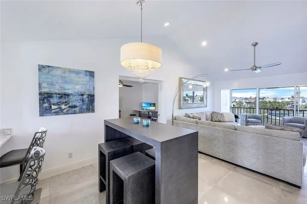 10684 Gulf Shore Drive Naples FL 34108