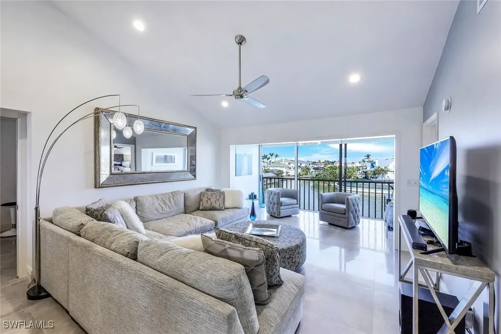 10684 Gulf Shore Drive Naples FL 34108