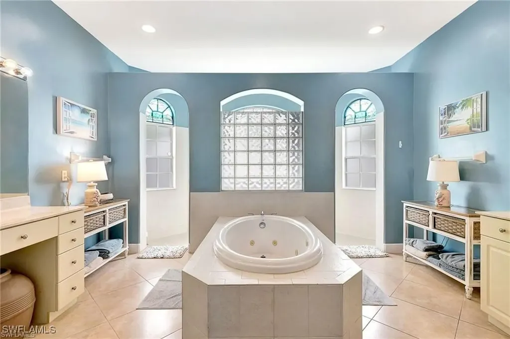 2151 NE 20th Lane Cape Coral FL 33909