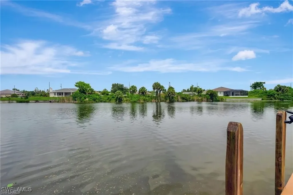 2151 NE 20th Lane Cape Coral FL 33909