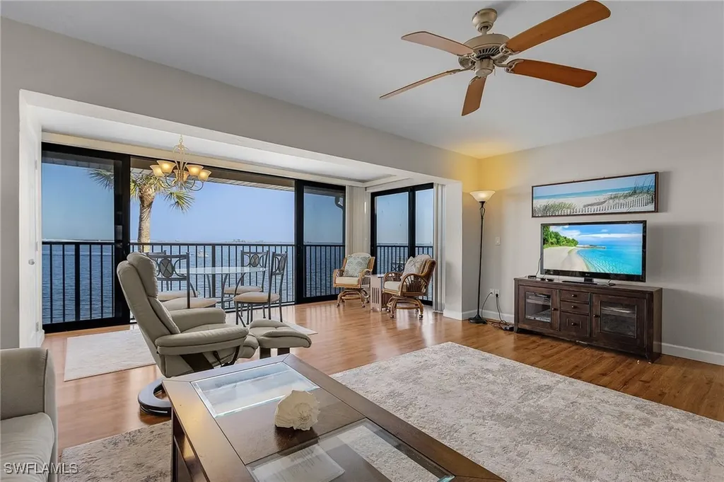 760 Sextant Drive Sanibel FL 33957