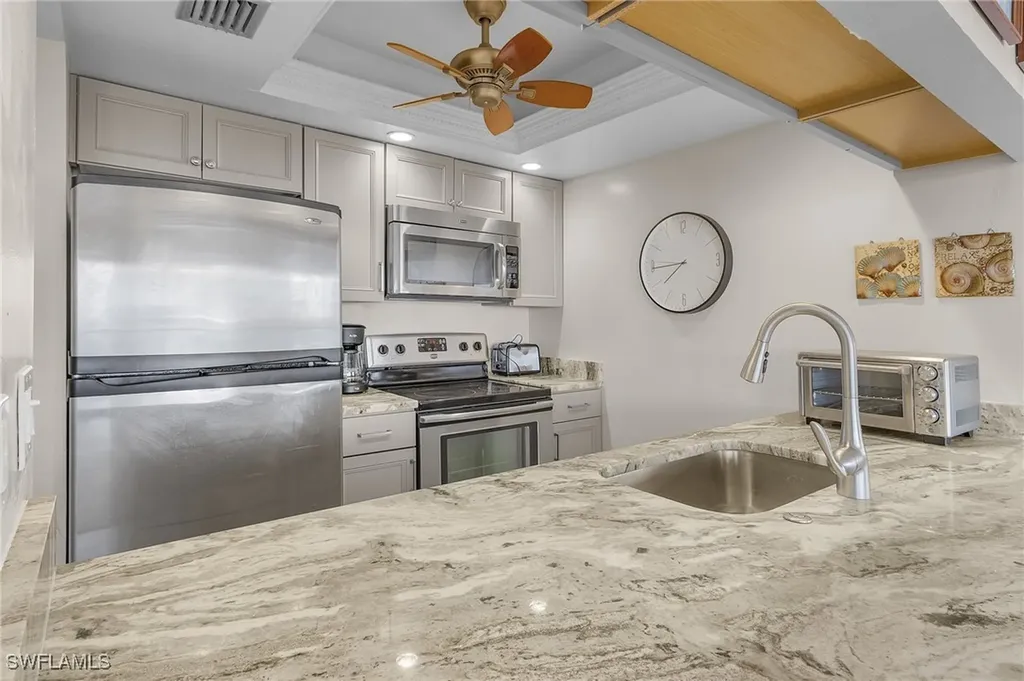 760 Sextant Drive Sanibel FL 33957