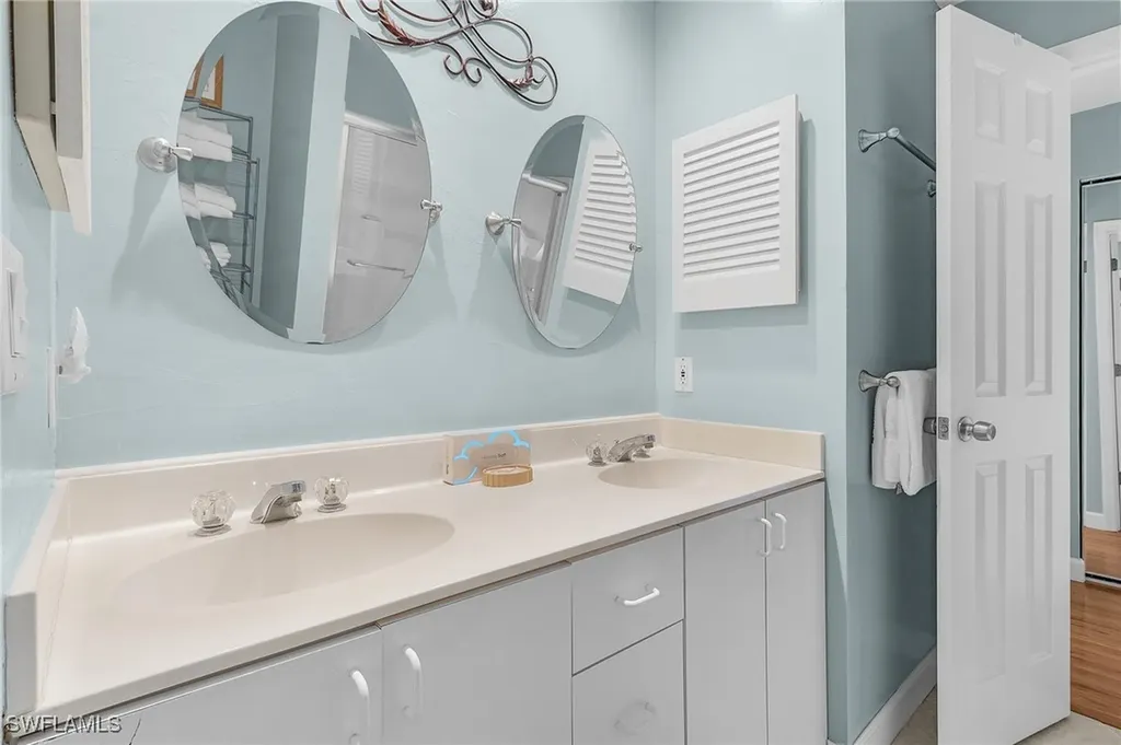 760 Sextant Drive Sanibel FL 33957