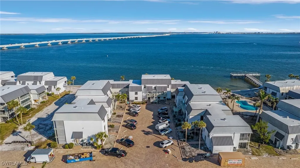 760 Sextant Drive Sanibel FL 33957