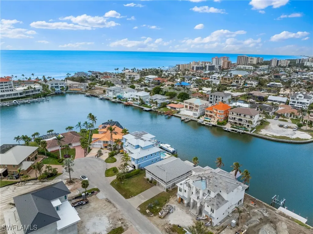 259 Trade Winds Avenue Naples FL 34108