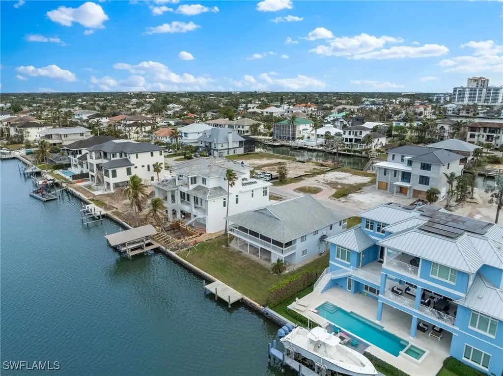 259 Trade Winds Avenue Naples FL 34108