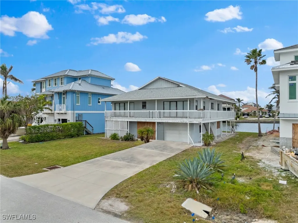 259 Trade Winds Avenue Naples FL 34108
