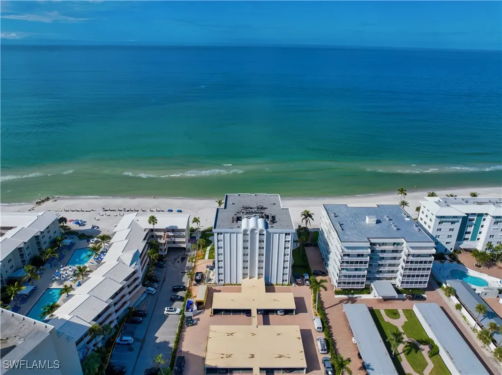 1919 Gulf Shore Boulevard N Naples FL 34102