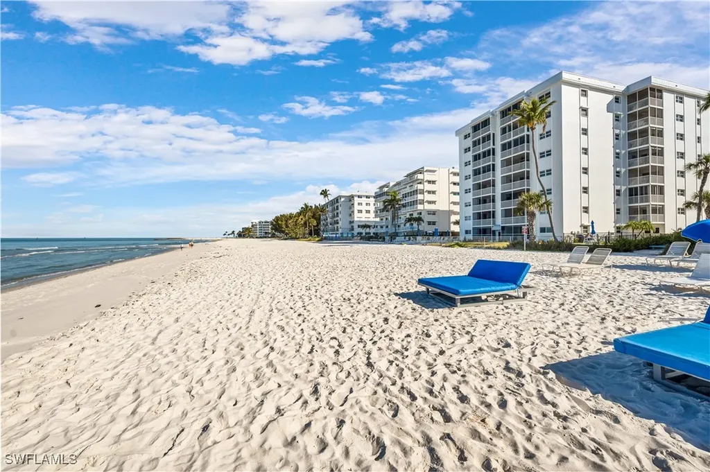 1919 Gulf Shore Boulevard N Naples FL 34102