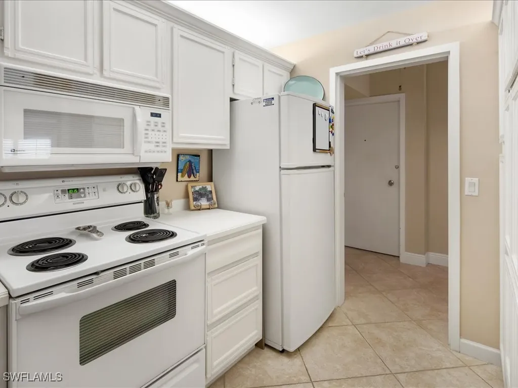 1919 Gulf Shore Boulevard N Naples FL 34102