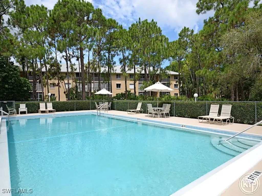 3072 Sandpiper Bay Circle Naples FL 34112