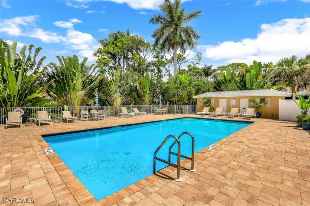 3072 Sandpiper Bay Circle Naples FL 34112