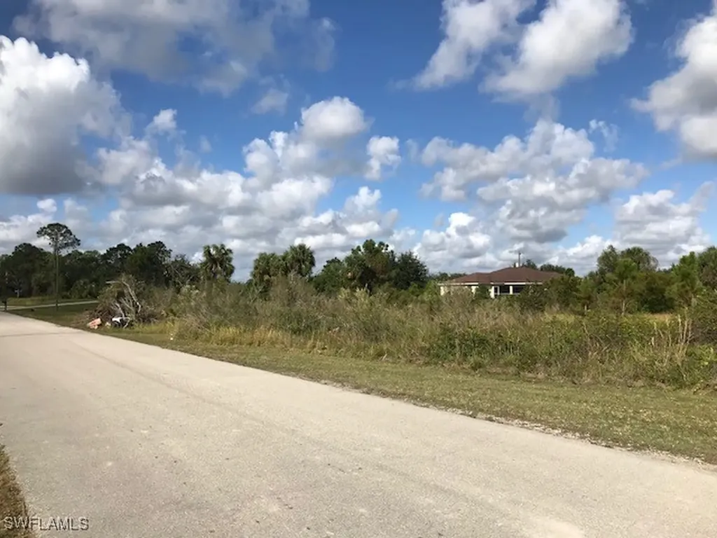 2506 53rd Street W Lehigh Acres FL 33971