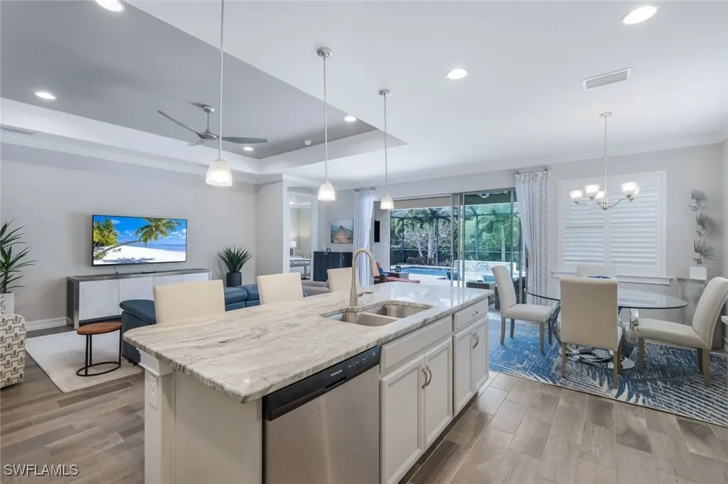16355 Barclay Court Naples FL 34110